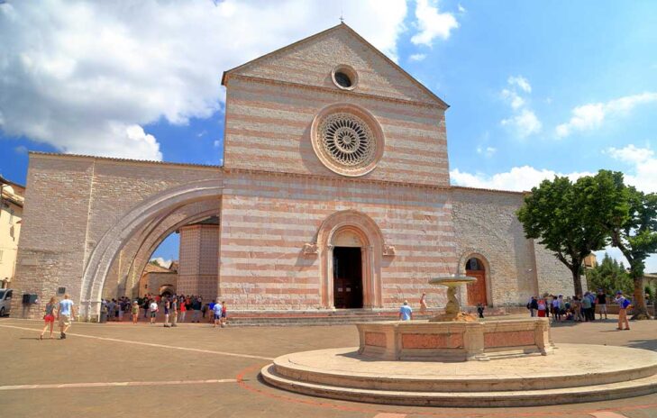 Assisi Basilica Di Santa Chiara